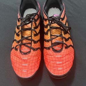 Men’s 9.5 Nike Air Vapormax Plus Grid Sunset
